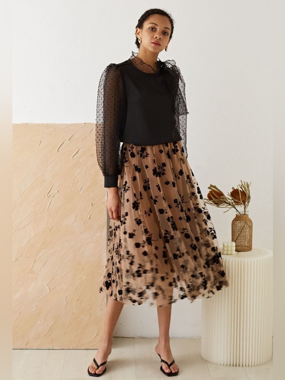 Chicwish 3D Posy Double-Layered Mesh Midi Skirt - Picture 3 of 7